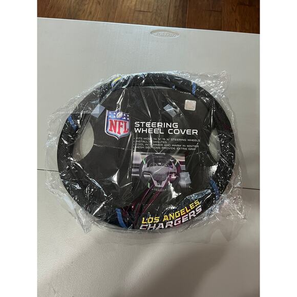 FANMATS NFL Embroidered Steering Wheel Cover - Picture 1 of 4